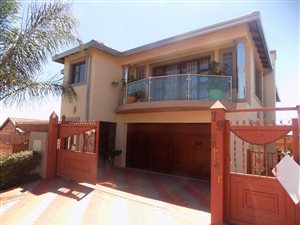 5 Bed House in Atteridgeville