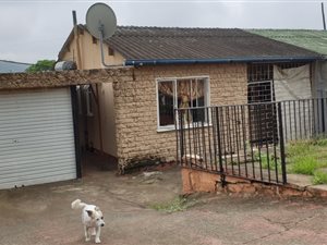 2 Bed House in Trenance Manor