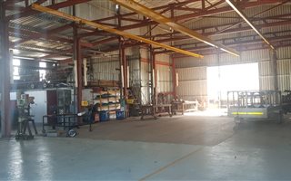 1250 m² Commercial space in Alton