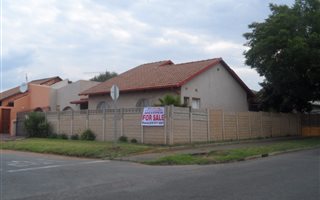3 Bedroom House in Newlands
