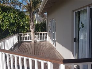 5 Bed House in Mossel Bay Central