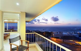 2 Bedroom Apartment in Camps Bay