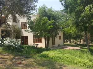 5 Bed House in Chartwell