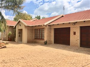 3 Bed House in Doringkruin